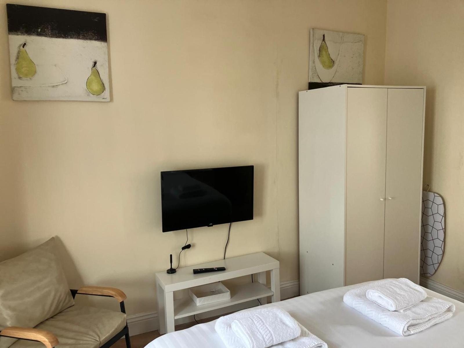 Specious Studio Flats London Bagian luar foto
