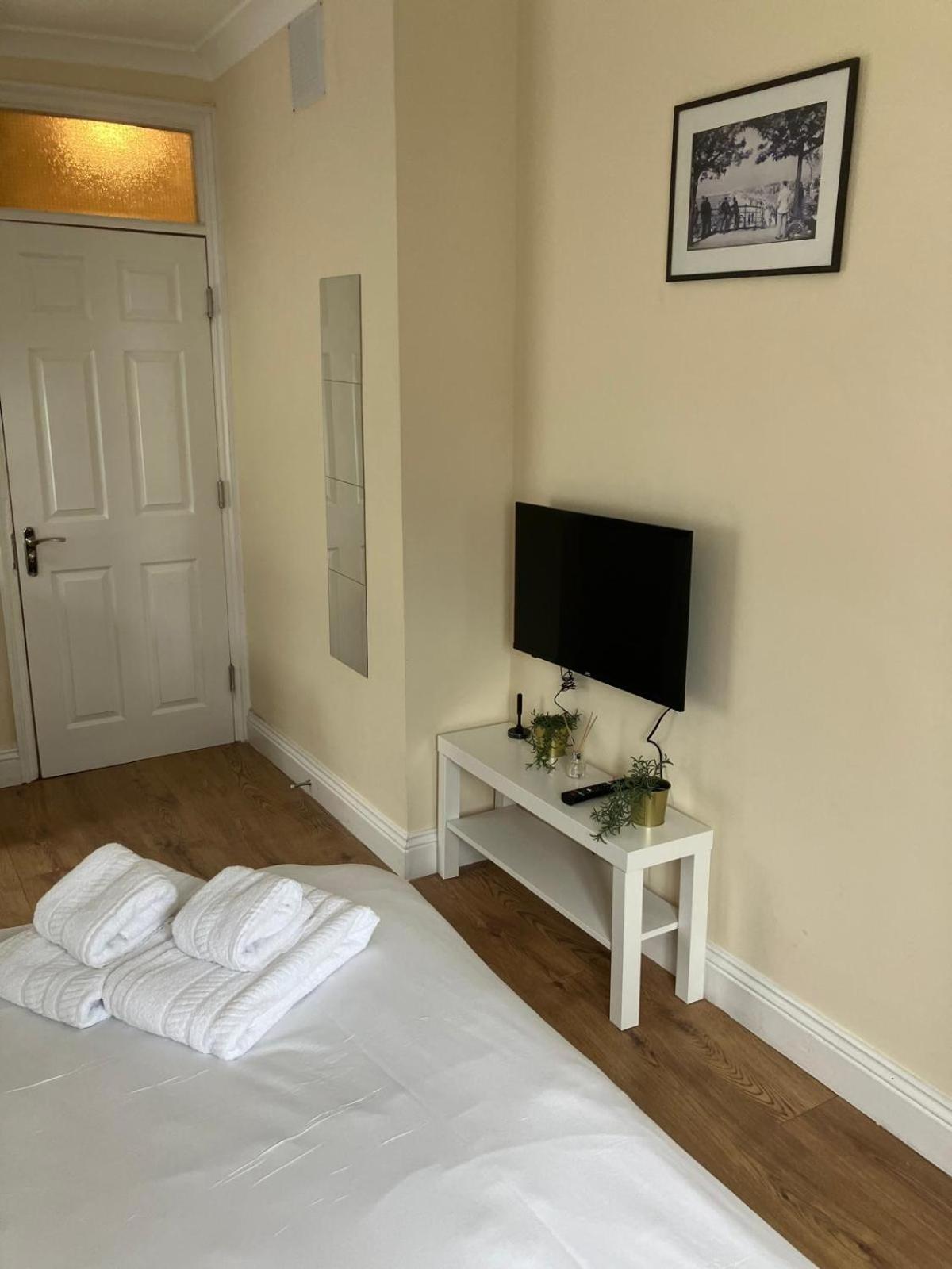 Specious Studio Flats London Bagian luar foto